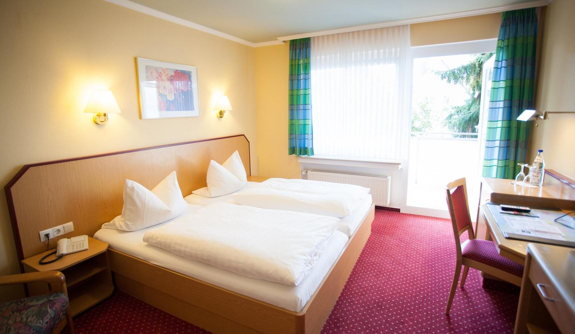 Hotel Restaurant Zur Post Lohfelden Dış mekan fotoğraf