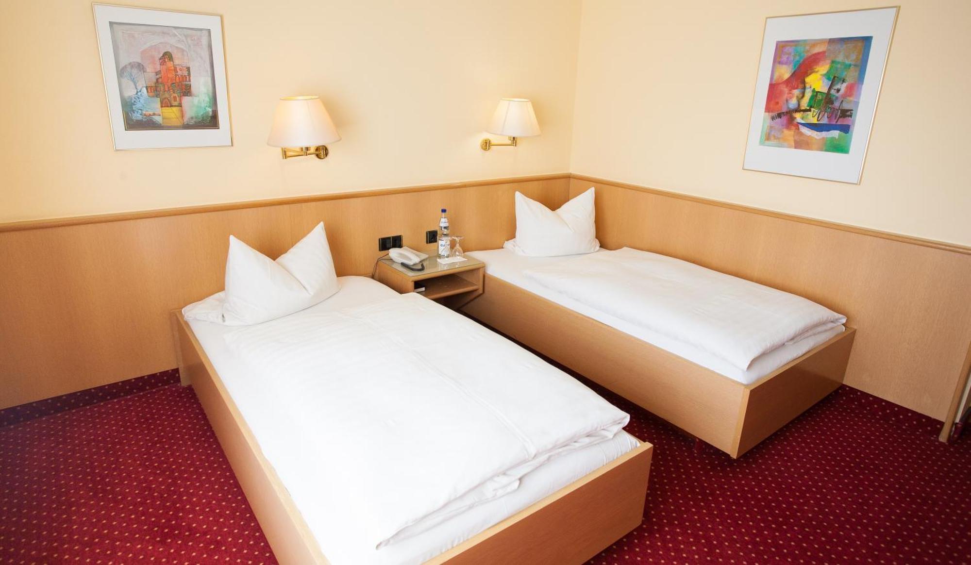Hotel Restaurant Zur Post Lohfelden Dış mekan fotoğraf
